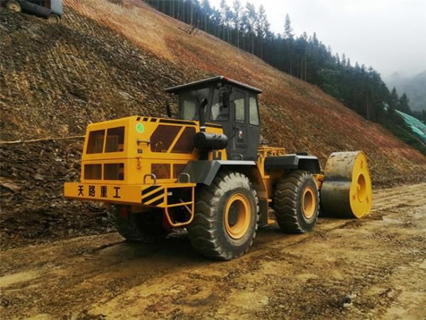 中交二航局新建廣西省南丹縣至天峨縣高速項目